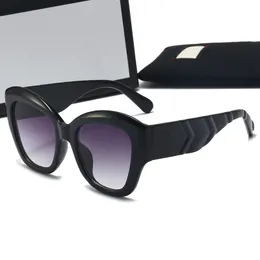 جديد الكلاسيكية المصممة الرجعية الرجال نساء النظارات الشمسية اتجاه الموضة 8694 نظارات الشمس المضادة للأشعة فوق البنفسجية UV400 نظارات غير رسمية للنساء