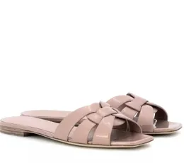 2022 Hurtownie Hurtownie Hołd Kobiet Skórzany Slajdy Sandal Intertowy Pasek Nu Pieds 05 Outdoor Lady Beach Sandały Kapcie Damskie Komfort Walking Buty