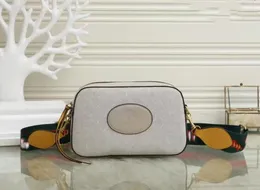 Summer Women Purse och handväskor 2022 Nya mode avslappnade vita små fyrkantiga väskor högkvalitativa unika designer axel messenger väskor
