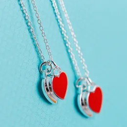 Damskie luksusowe naszyjniki 925 srebrne srebrne pandenty podwójne serce czerwone różowe zielone t designerstwo damskie biżuteria mody dar