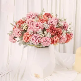 Ghirlande di fiori decorativi Ortensia artificiale Decorazione del giardino di nozze per la casa Bouquet di rami lunghi Bouquet di fiori di seta da sposa fai-da-te Decorativo