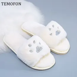 TEMOFON Frauen Hause Hausschuhe Winter Warme Schuhe Rosa Weiß Pelzigen Hausschuhe Weiche Mode Weibliche Indoor Schuhe Pantuflas HVT1290 Y201026