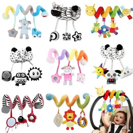 Sensory Baby Plush Rattle Toys Stroller Crib wiszący czarny biały dla urodzonych gier 0 6 12 miesięcy 220531