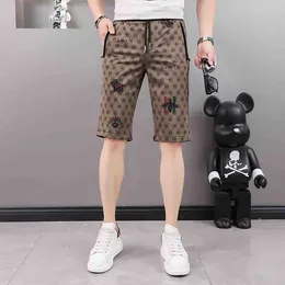 Trend Style Cropped Men's Casual Shorts Bee Print 2022 Summer New Slim Straight High-Quality Man Cloth Knee Pants Fashion Brand Designer Male Shorts