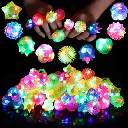 Light Up Ring Party Favors Led Jelly Bumpy Finger Ring Goodie Bag Stoppare Klassrumsbelöningar Födelsedag Supply Treasure Box Priser Glow Toys Halloween Julklapp