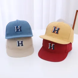 Berretto da baseball per bambini regolabile alla moda da 2-6 anni per ragazzo ragazza lettera H cappello da bambino primavera bambino berretti hip-hop per bambini
