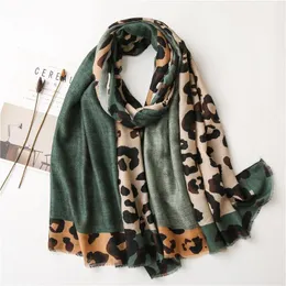 Leopard Print Women Fashion Scalf Lady Wrap Paszmina ukradła bufandas muzułmański hidżab etniczny nerkowca kwiecisty brzęczenie wiskose szal