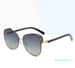 luxury- Occhiali da sole per uomo Donna Luxury Polarizing Uv 400 Summer Outdoor Street Coppia Metallo Vintage Frame Occhiali da sole Fashion Style Altamente