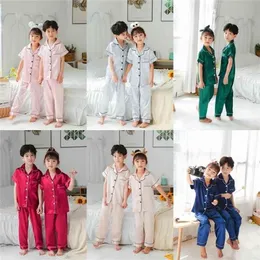 Dziewczęta piżama wiosna lato z krótkim rękawem Zestaw snu Silk Suit Boys Pajamas S for Kids Tracksuit 210915