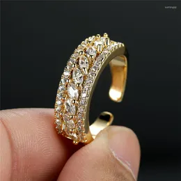 Br￶llopsringar Marquise White Zircon Ring Luxury Crystal Small Stone Antique Gold Color Engagement f￶r kvinnor som ￶ppnar smycken