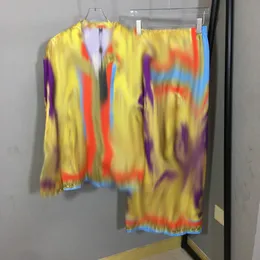 226 2022 Primavera Estate Marca Stesso stile Pantaloni lunghi Collo con risvolto giallo Due pezzi Imposta Poliestere a due pezzi da donna di alta qualità MEIYI