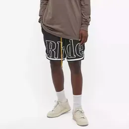 RHUDE MENSメッシュショーツファッションメンズカジュアルリフレクティブスケートボードヒップホップビーチポケット高品質の白いボーダーショートアジアサイズ33