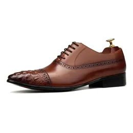 EUR46 Black/ Coffee/ Brown/ Vinho Red Sapatos para homens