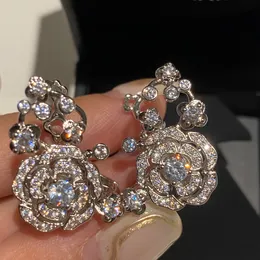 Top Famous Brand V Gold Fine Jewelry for Women Camelia Luxury Earrings Full Diamonds Flower Clip Europe Design Gift