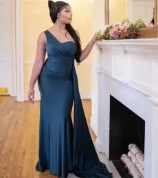 Sexy marineblaue arabische Abendkleider, eine Schulter, abgestufte Rüschen, Meerjungfrau, langes Brautjungfernkleid, Ballkleider in Übergröße, besonderes Kleid