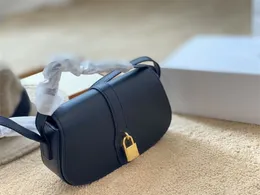 2022 New Lady Clutch Geldbörsen Mode Umhängetaschen Designer Minimalistische Handtaschen Luxus Designer Frauen Handtasche Umhängetasche auf Riemen aus strapazierfähigem Kalbsleder
