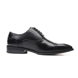 Ручная плоская кожаная быка Laceup Formal Men Одетели обувь Y200420 Gai Gai Gai