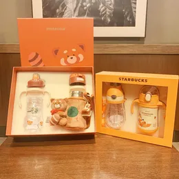 제한된 스타벅스 영양사 곰 귀여운 여우 아기 어린이 밀짚 선물 상자 만화 세트 야외 휴대용 물컵