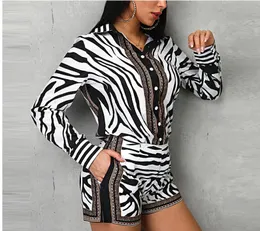 Женские спортивные костюмы zebra printed два часа, набор женщин летние костюмы для сексуальных карманных дизайнерских шорт Hollow Out