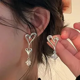 Korean Fashion Asymmetric Metal Heart Dangle Earrings For Women Girls Trendy Zircon Boucle D'oreille Party Jewelry