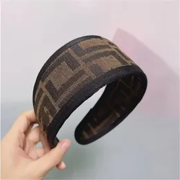 Kadınlar Retro Geniş Kenar Kumaş Saç Hoop Doğa Sporları Türban Headwrap Aksesuarları için Tasarımcı Harfler Baskı Bantlar