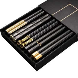 JANKNG 5 Paia Bacchette Giapponesi Lega Antiscivolo Sushi Chop Sticks Set Regalo Cinese Bacchette Riutilizzabili Stoviglie Regalo Cucina 220727