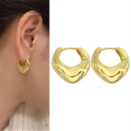 Smycken kvinna 2022 Trenddesigner örhängen stud kreativ geometrisk design temperament örhänge vackert designad för kvinnor flickor snygga bågfest örhängen