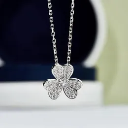 925 Sterling Silver Lucky Clover Halsband dam diamant Blomma hänge Halsband High Classic Brand Designers Smycken för damer Alla hjärtans dag presenter