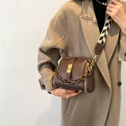 Borsa di marca di lusso 2021 moda nuova borsa a secchiello a tracolla vintage da donna in pelle PU di alta qualità