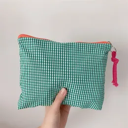 PLAID Makeup Fashion Cotton Zipper Pouch Multipurpose för kvinnor Res Bad Cosmetic S Organizer toalettart Wash Bag 220701