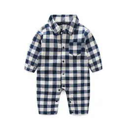 Plaid Baby's Rompers 2021 Kläder för nyfödda jumpsuit -overaller för barn Baby Boys Girl Clothers Crawlers for Kids G220510