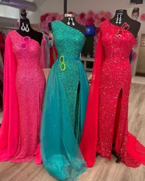 Cekiny Lady Pageant Dresses 2022 Suknia Jednorożna Prom Ramię Eleganckie Kobiety Formalna Suknia Wieczorowa Szata De Soiree z pociągiem Wysoka szczelina Lace-up Back Blue Green Pink Red