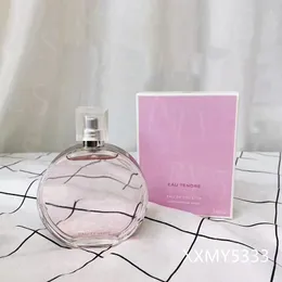 Projektantki kobiety Parfum Designer Perfume Kolonia Miss Perfumy Zapachy dla kobiet perfumy eau delikatność 100 ml szansy dziewczyna różowa butelka kobiet spray