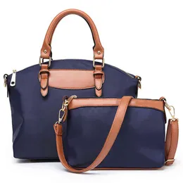 Bolsas impermeáveis ​​femininas para meninas Bolsas de ombro simples da escola Designer de luxo Pacote casual Casual Pacote Drop Thread 220616