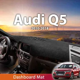 Audi Q5 2010-2018自動車ダッシュマットダッシュボードパッドカーペットアンチ紫外線滑り止め車のダッシュボードカバーマットカーペット2011年2012 H220425