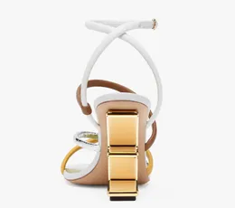 Sandaler Stiletto Heel Sandaler Womens Shoe Fashion Designer Satin Gold Padlock Dress Shoes Top Quality äkta läder smalt band Högklackade kvinnor Sand J230525