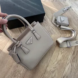 Axelväskor designer galleria saffianos läder mini tote kvinnor handväskor purses crossbody väska 3 i 1 storlek 23 cm