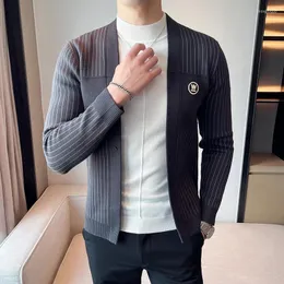 Herrtröjor Toppkvalitet Business Striped Cardigan Men Clothing 2022 Simple V Neck Slim Fit Casual Jaqueta Masculina Inverno