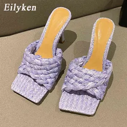 Kleidschuhe Eilyken 2022 Neue Sommer Design Weave Square Toe Heels Hochwertige Hausschuhe Gladiator Strand Damen Sandale Slides 220507