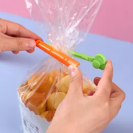 5 Pcs Cartoon Food Sealing Clip Orange Carrot Shape Moisture Proof Closing Clamp For Food Fresh Maintenance Kitchen Accessories
