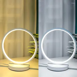 Tischlampen Typ Einfache moderne LED-Stehlampe Augenschutz Lesen Acryl Metall Wandleuchte Nachttisch Dekorative BeleuchtungTisch