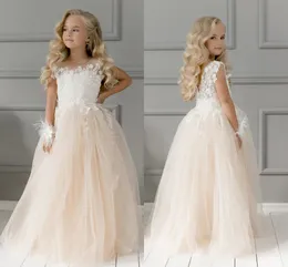 Cute Champagne Lace Flower Girl Dress Bows Children's First Communion Dress Princess Formal Tulle Ball Gown Wedding Party Dress 4-8 years MC2301