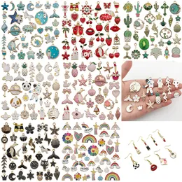 31PCS/LOT CHARMIS Wisiorki Biżuteria Making Bransoletka Neacklace Mixed Cartoon Animal Tree Enamel Charmel DIY Crafts for Girl