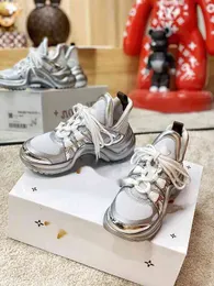 أحذية رياضية أعلى جودة لرسالة العلامة التجارية 431835 Women Archlight Run Sneakers Gloria Ballerina Flats Charlie Chess Loafers Academy Espadrilles Squad