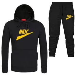 Männer Marke LOGO Sport Set Herbst Sportswear herren Trainingsanzug Zwei Stück Sets Casual Jacken + Hosen Sweatsuit Laufen Jogging anzug