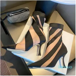 Scarpe eleganti Stivaletti a calzino in maglia di jersey bicolore Tirare a metà polpaccio Stivale a spillo a punta elastica Stivaletti con tacco in maglia Stivaletti da donna designer di lusso