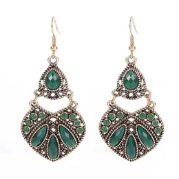 Vintage Green Crystal Indian Jewelry Jhumka Charms örhängen för kvinnor Kolczyki 2022 Trendiga guldlegeringar Bröllopöar Pendientes