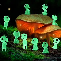 Ghibli Kodama Luminous Elf Tree Dolls Micro Landscape Figure Ornament Outdoor Glowing Miniature Garden Statue Potted Decoration 220721