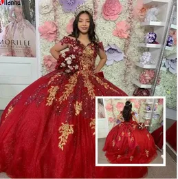 2022 فساتين Quinceanera الحمراء المذهلة مع تزيين الذهب SENED SWEET 16 أنيقة قبالة الكتف مشد حفلة حفلة موسيقية BC12846 B0615