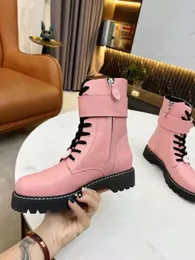 Женская кожа Martin Boots с толстыми накрыты